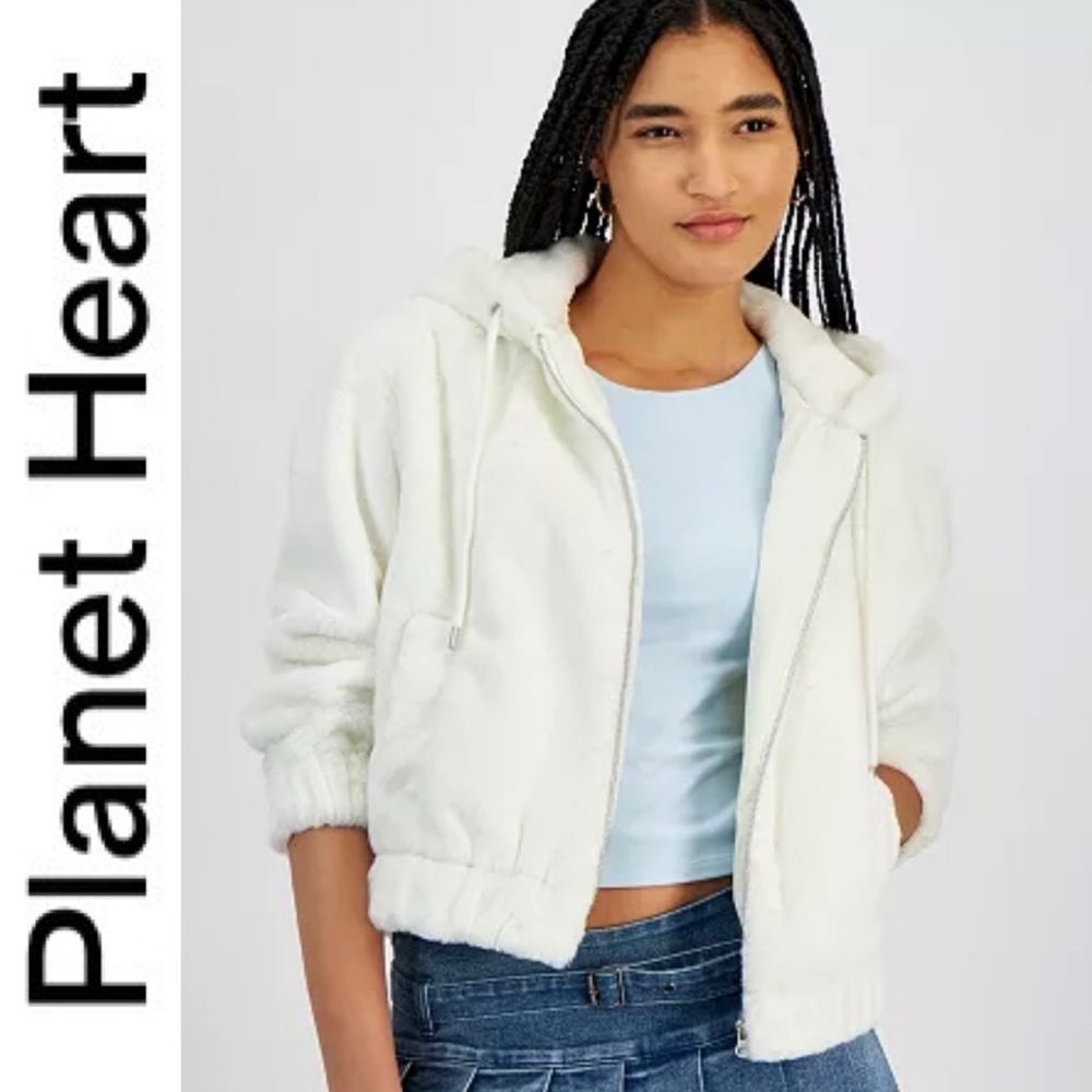 NEW Planet Heart White Faux-Fur Cozy Zip Up Hoodie xs